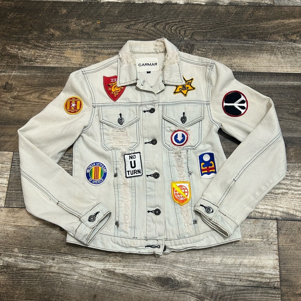 Carmar Pure Denim Light Wash
Distressed Patch Jacket Size S
